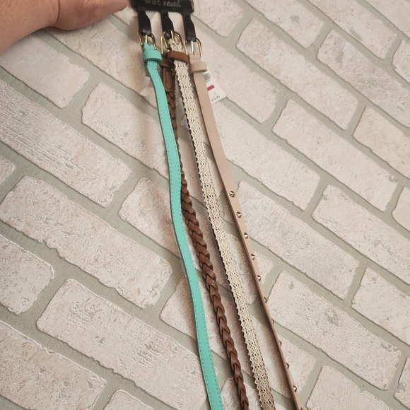 Wet Seal Womens Mid Waist Multiple Belts Size L - Picture 2 of 8